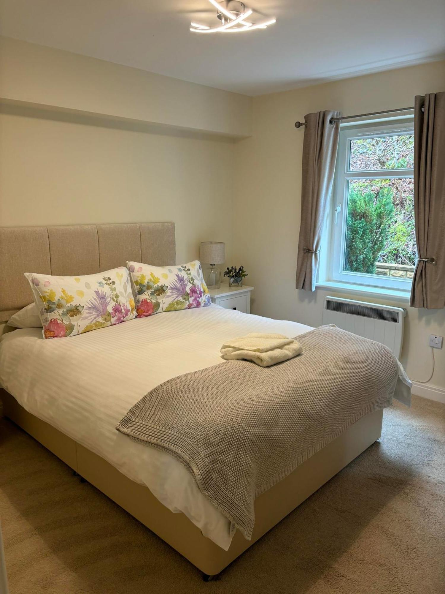 Conaglen, 2 Bedroom Lochside Flat Fort William Buitenkant foto