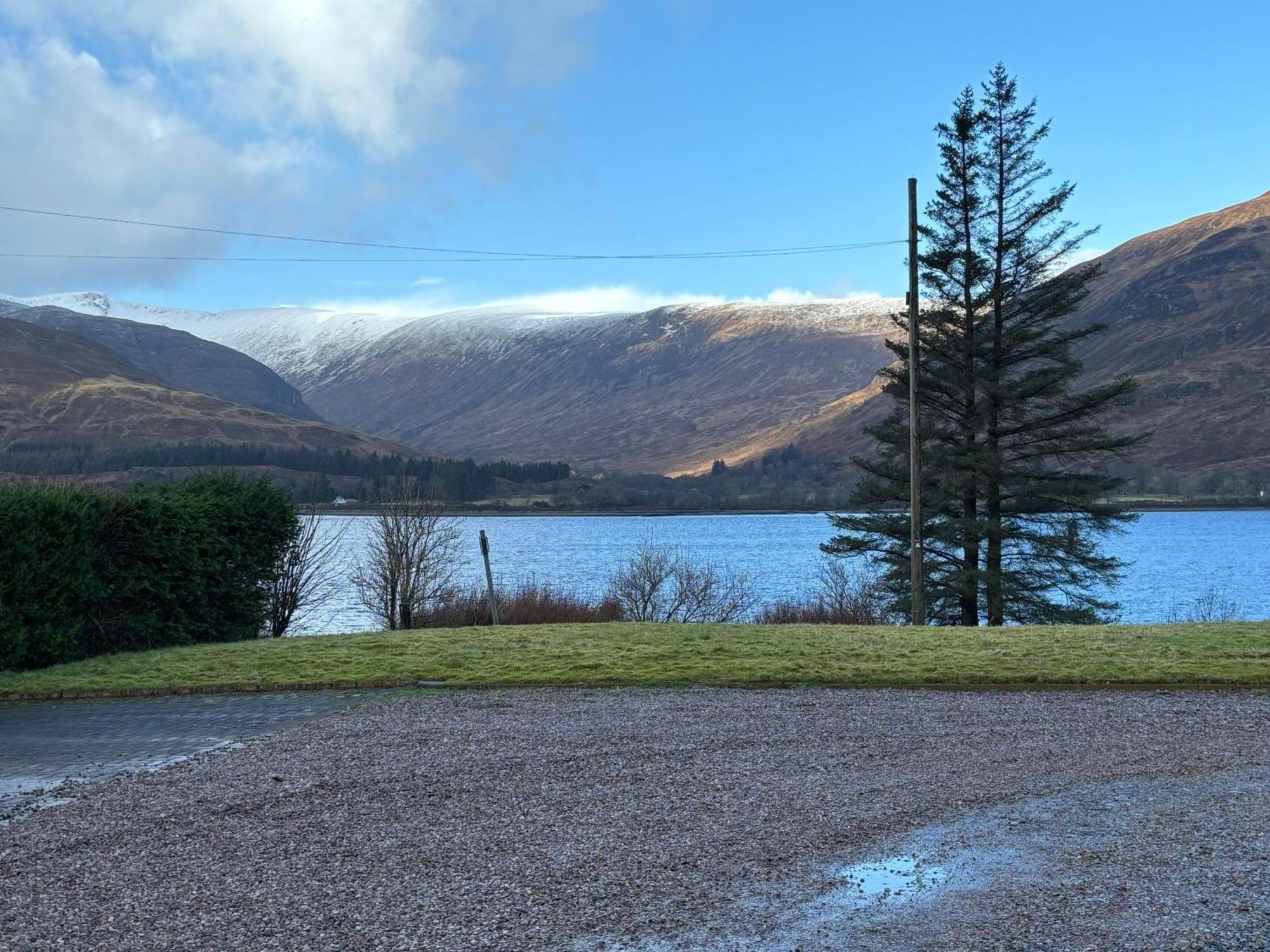 Conaglen, 2 Bedroom Lochside Flat Fort William Buitenkant foto
